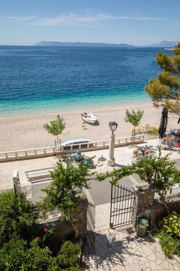 Beach Front Apartment ポドゥゴラ エクステリア 写真